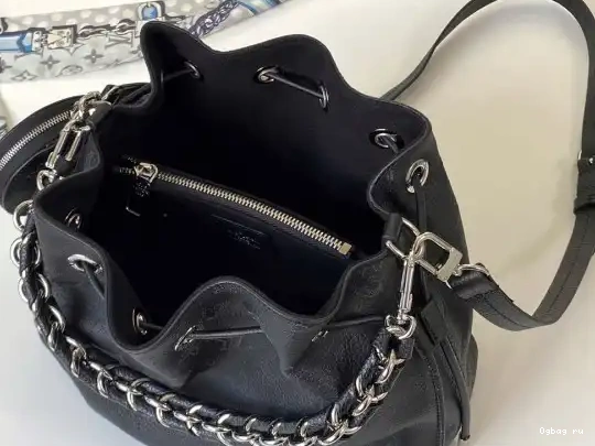 VUITTON LOUIS MURIA 0610